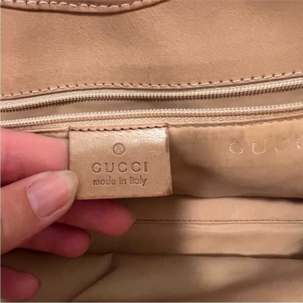 Gucci Vintage Jackie Bardot Hobo – Beige Canvas & Leather Trim - Picture 6 of 16